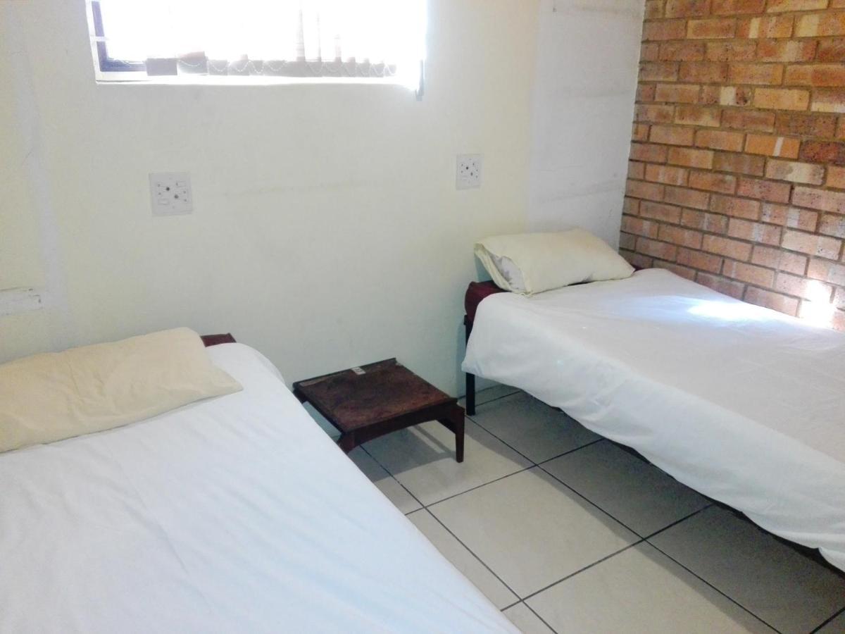 Fourways Guest Lodge Johannesburg Esterno foto